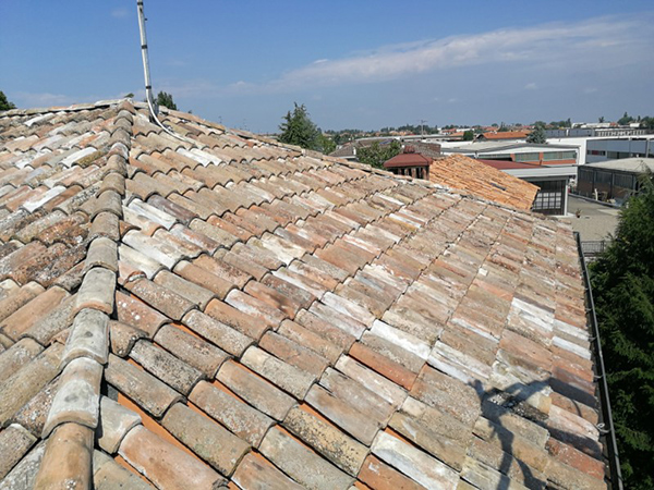 Costruzione-coperture-in-finto-coppo-Casalgrande