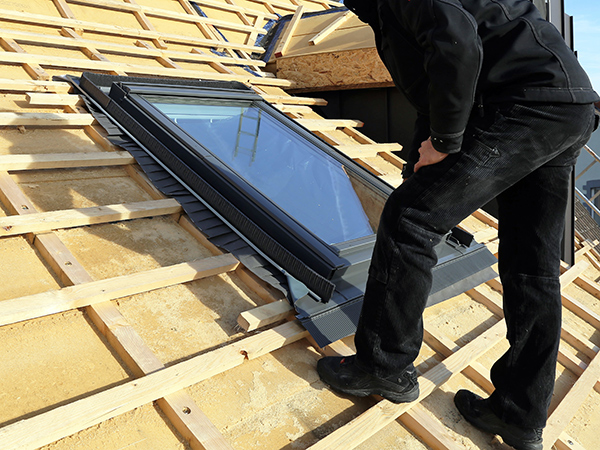 installazione-velux-sul-tetto-Scandiano