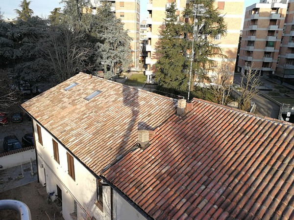 rifare-il-tetto-edificio-condominiale
